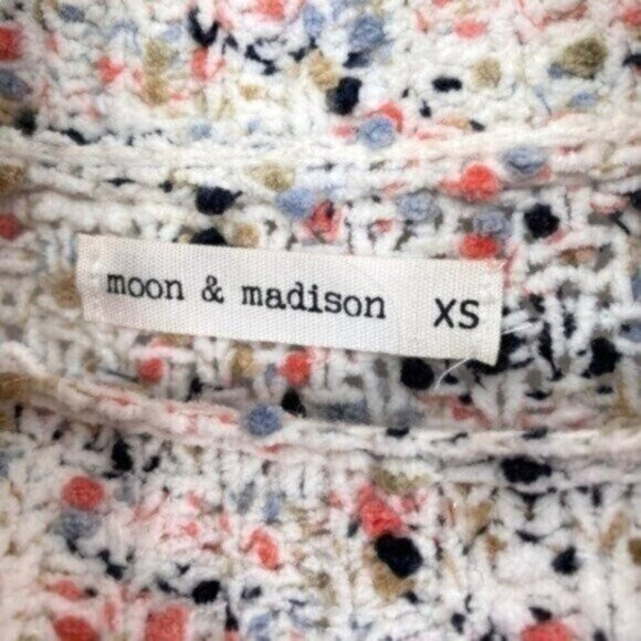 Anthropologie Moon & Madison Woman's Chunky Oversized Confetti Knit Sweater - Picture 5 of 12